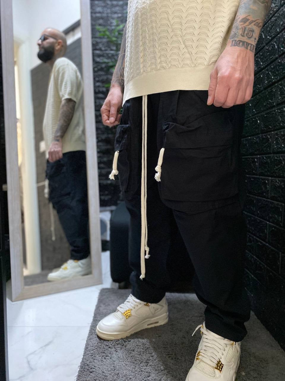 CARGO TASCONI FRONTALI NERO