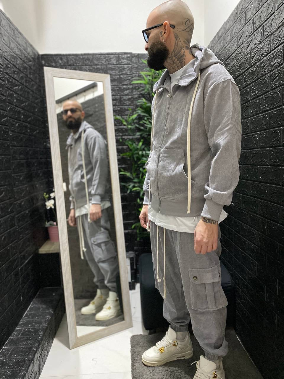 COMPLETO A COSTINE GRIGIO PRIMAVERILE