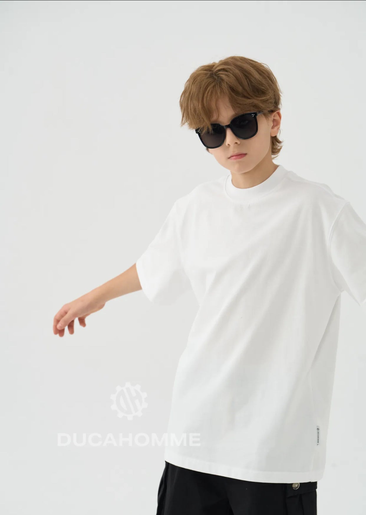 T-SHIRT MEZZO COLLO OVER BIANCA