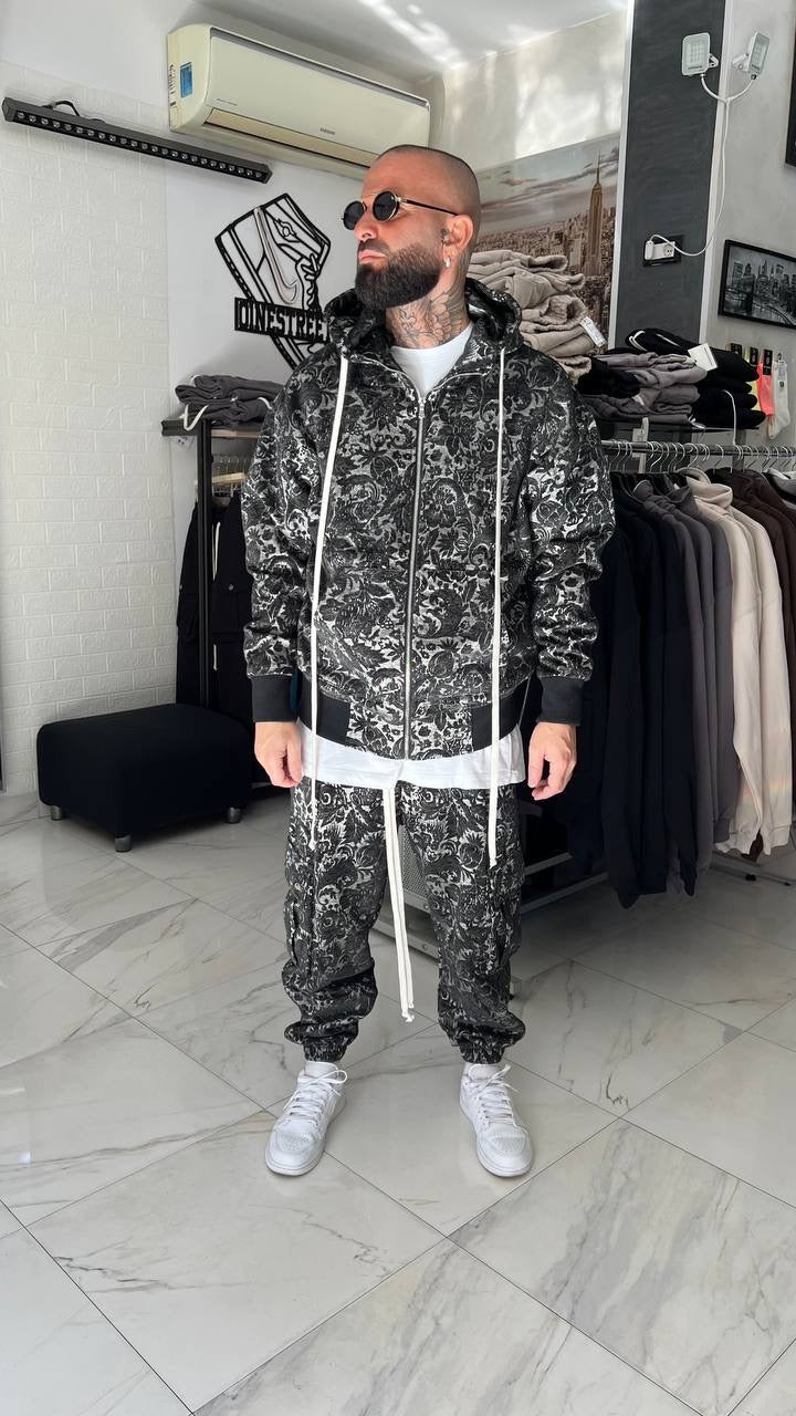 TUTA DI VELLUTO FANTASY NERA